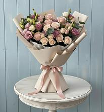 Букет цветов из:  Розы и Лизиантусы в Аничково