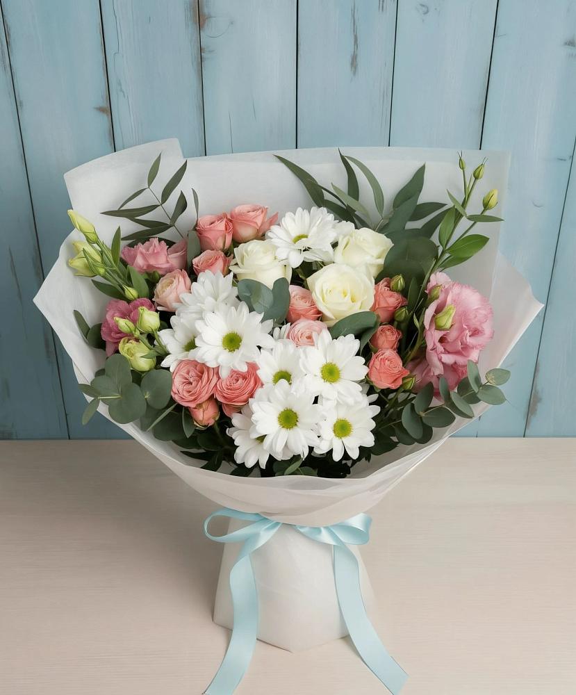 Букет цветов из: Розы, Лизиантусы и Хризантемы в Аничково