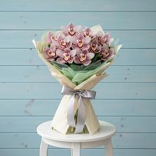 Букет цветов из:  Орхидеи и Розы в Аничково