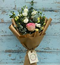 Букет цветов из:  Розы и Лизиантусы в Аничково