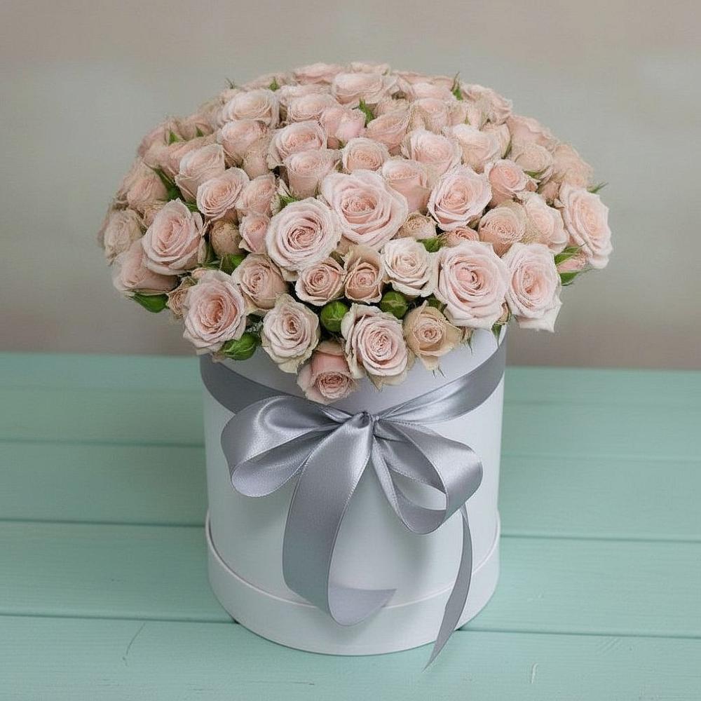 Цветочная композиция из Розы в шляпной коробке в Аничково